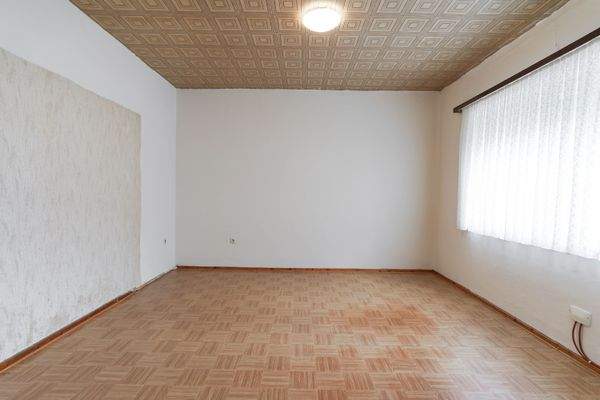 z. B. Essbereich siehe KI-Bilddesign