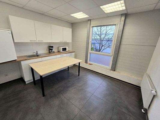 Küche mit Aufenthaltsraum