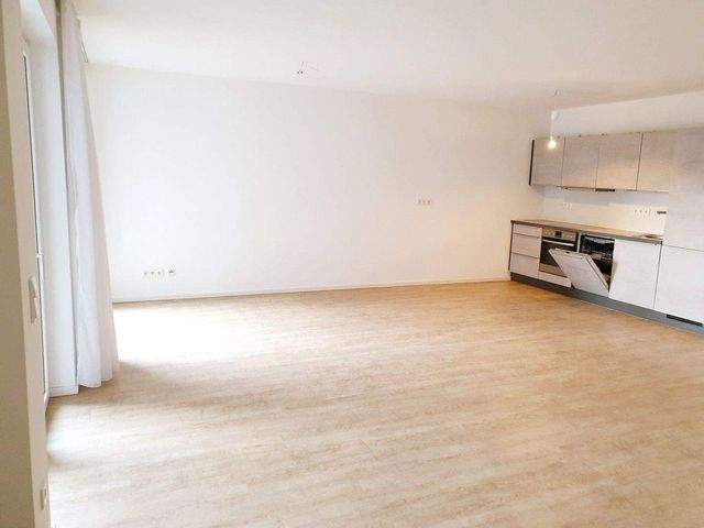 THON mit Terrasse: neuwertige 3-Zi.-Wohnung! - Photo 3