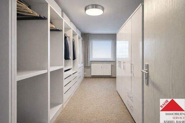 Ankleide Einrichtungsbsp.