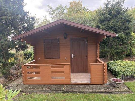 neuwertiges Gartenhaus