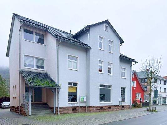 Straßenansicht vorne