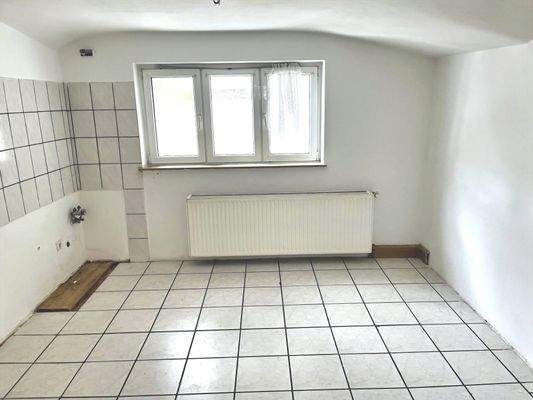 helle und gemütliche Küche in DG-Wohung