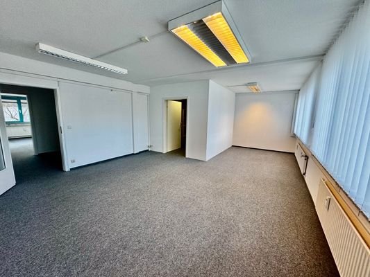 Büro 4