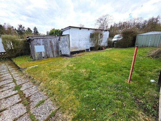 Garage mit darunterliegender Waschküche