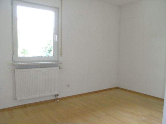 Schlafzimmer o. Büro-EG