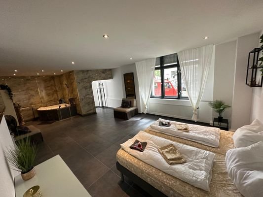 F1 Vogelperspektive Schlaf- u Wohnzimmer