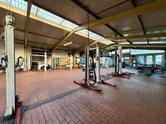 AUTOHAUS | WERKSTATT