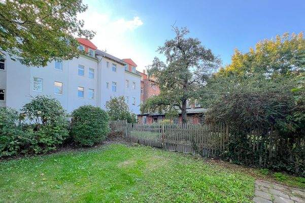 Gemeinschaftsgarten mit Grillplatz