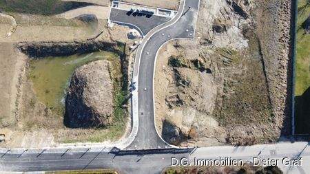 Beide Grundstücke direkt von oben