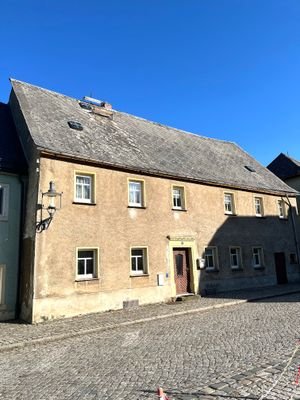 Straßenseite historisches Haus.jpg