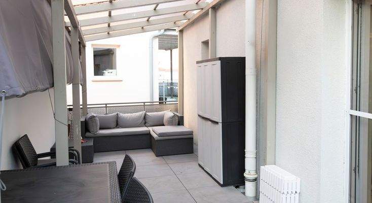 überdachte Terrasse