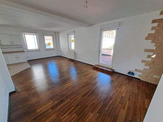 Offener Wohnraum 1. OG mit Ausgang Dachterrasse