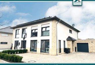 Hausansicht seitlich