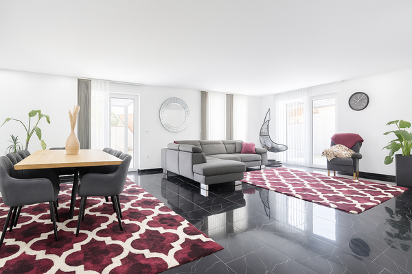 Esszimmer und Wohnzimmer