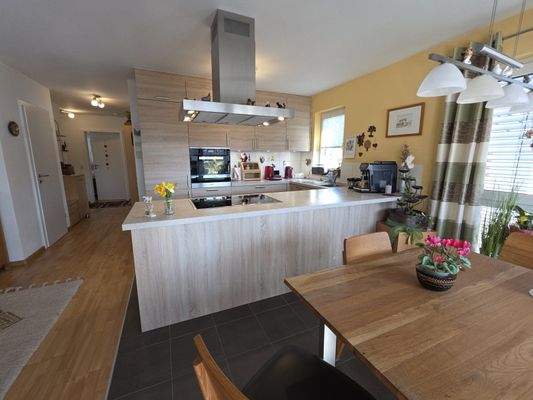 Wohnküche mit Essbereich