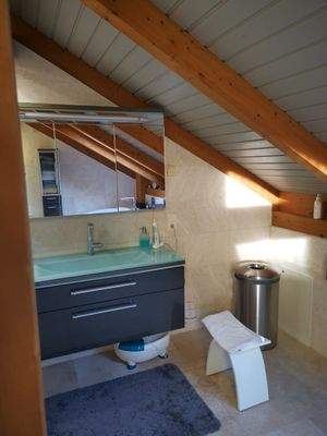 Dachgeschoss, Bad III