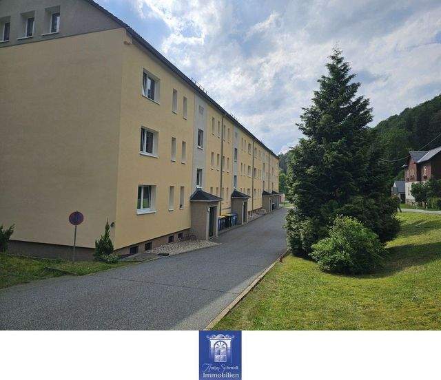 Zauberhafte Wohnung mit schönem Balkon in herrlicher grüner Umgebung! - Foto 3