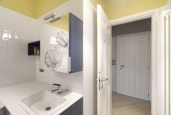 elegantes Haus im Zentrum von Canale –  Piemont