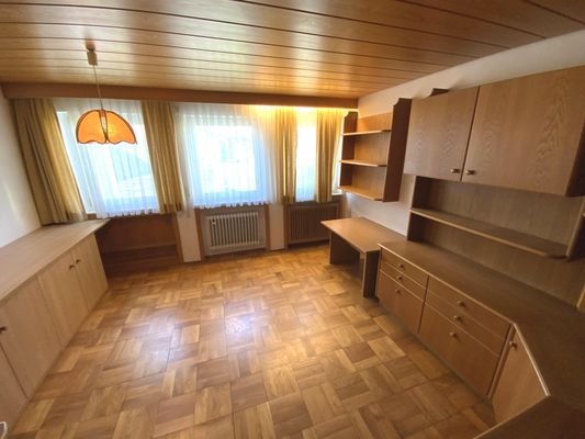 Zimmer im Untergeschoss