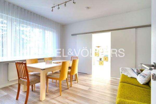 Wohnzimmer im Erdgeschoss