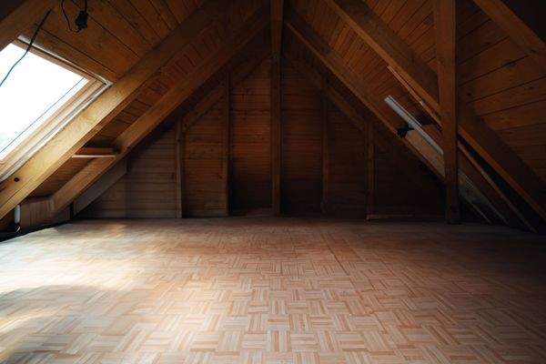 Garage Dachspitz Stauraum_Objekt Ichenhausen Oxenbronn