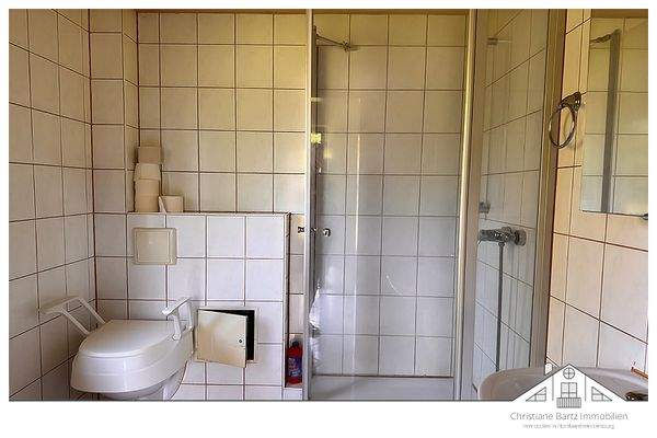Duschbad EG