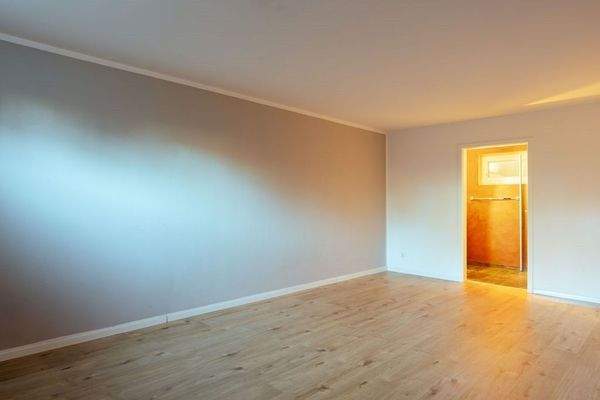 Zimmer mit Duschbad im Untergeschoss