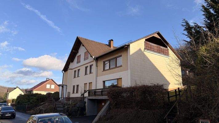 Außenansicht mit Loggia