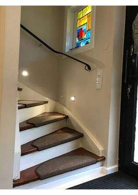 Treppe zum Obergeschoss