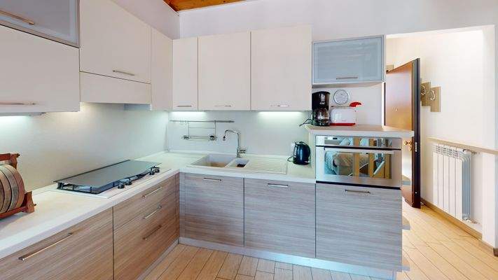 AB-073-12-Monolocale-a-Tremosine-Kitchen.jpg