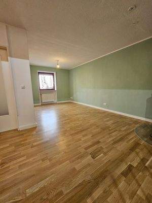 Raum Erdgeschoss mit Kaminofen