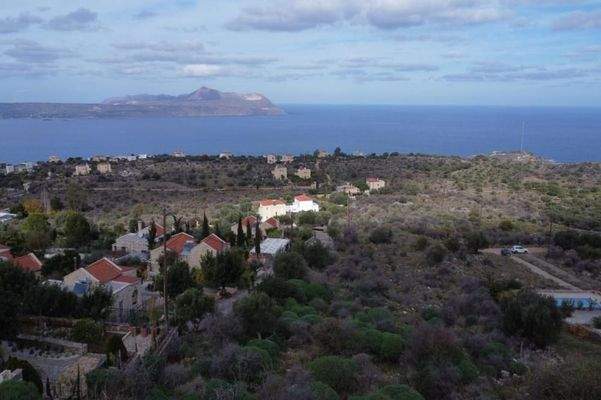 Kreta, Kokkino Chorio: Weitläufiges Gelände mit spektakulärem Meerblick zu verkaufen