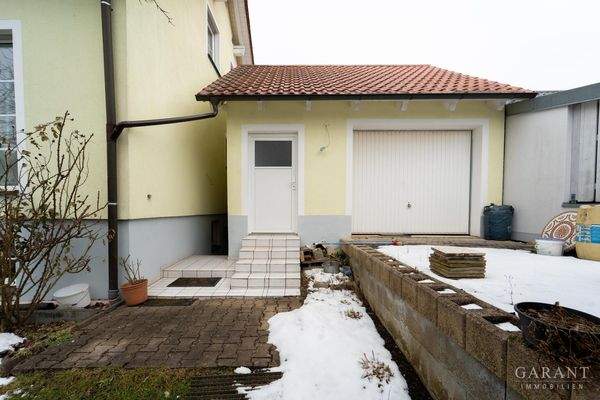 Hintere Garagenansicht