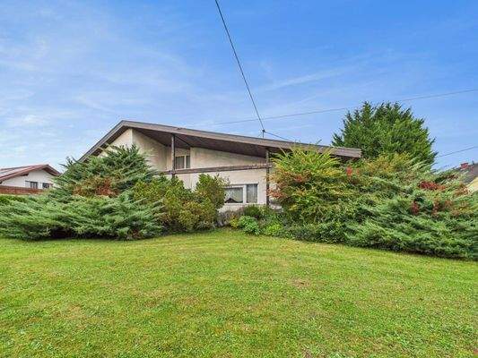 CAM04191G0-PR0063-STILL029