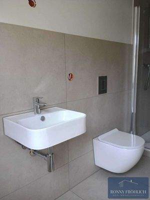 Badezimmer, neu
