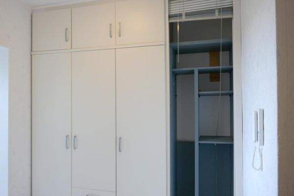 Flur mit Einbauschrank