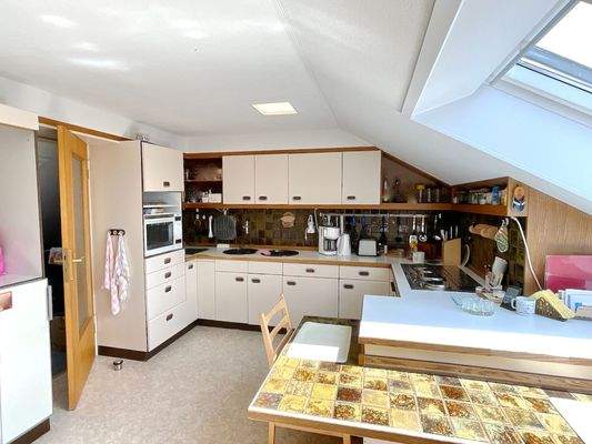 Offene Küche im Dachgeschoss