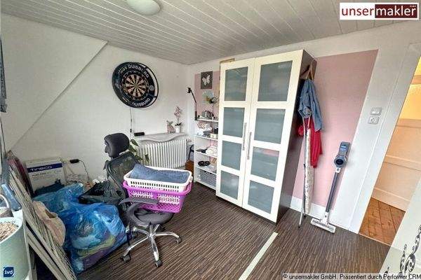 OG Kleiderzimmer Sicht 2