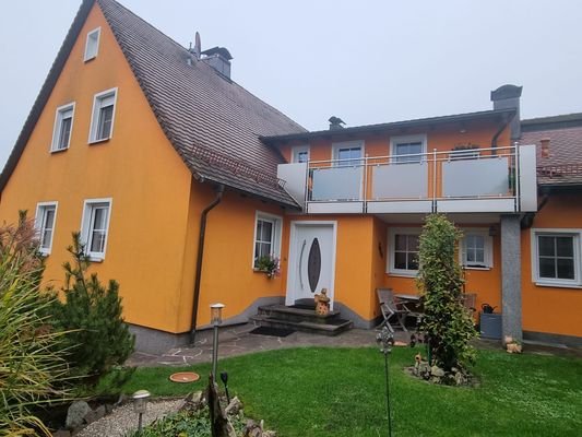 Haus mit Garten.jpg