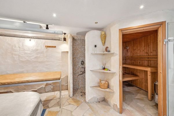 Sauna inkl. Whirlpool