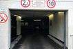 Tiefgaragenstellplatz Einfahrt