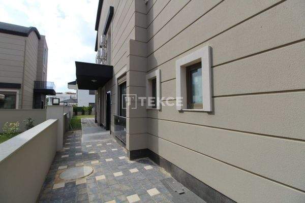 Flats in a Stunning Complex with Pool in Belek