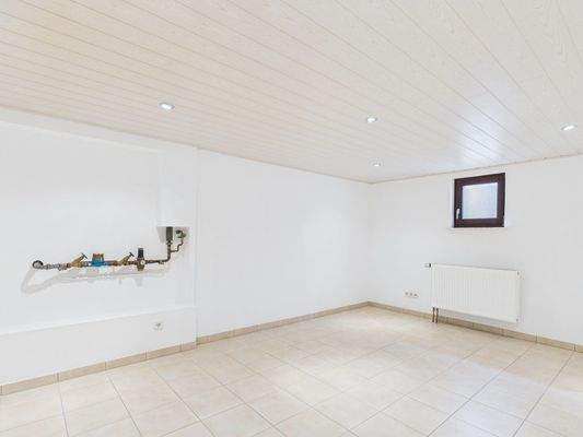 Heller Mehrzweckraum