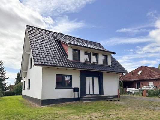 Aussenansicht Haus vorne 4