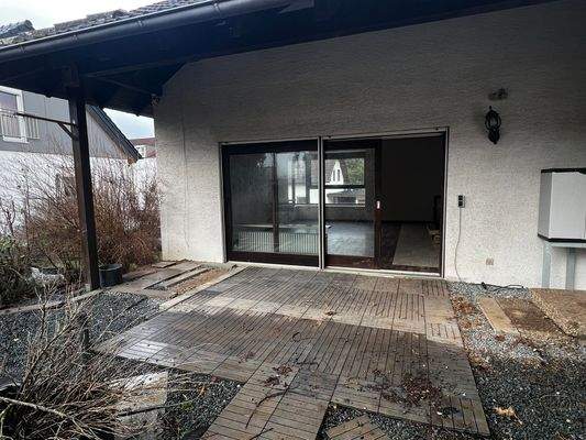 Terrasse zur Hauptwohnung