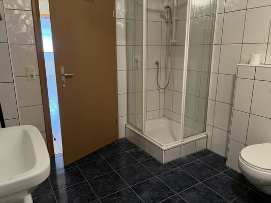 Duschbad mit Sauna KG Bild 2