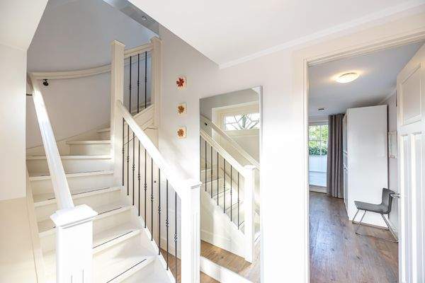 Einliegerwohnung - Treppenaufgang