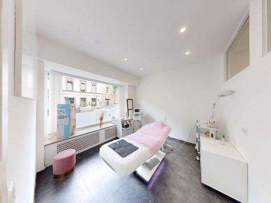 Behandlungsraum 1 Bild 1