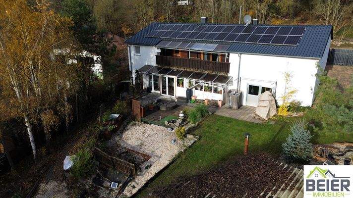 Hausansicht vom Garten